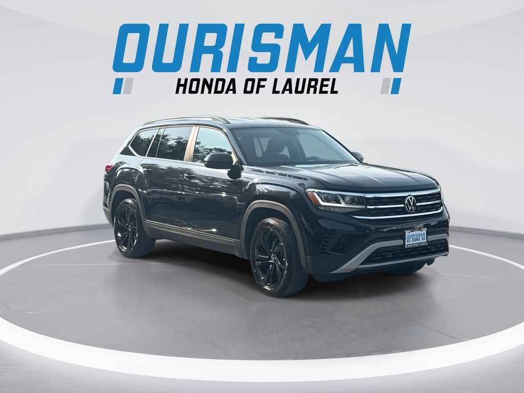 Used 2023 Volkswagen Atlas SE AWD/4WD image 2