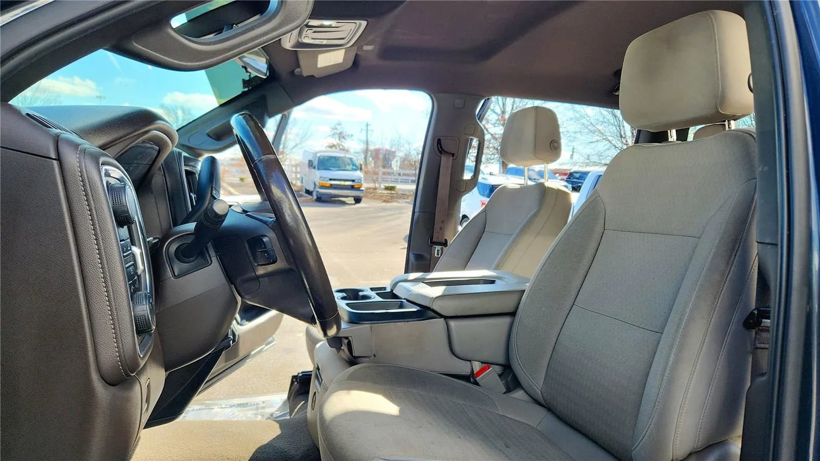 Used 2021 Chevrolet Silverado 1500 LT image 23