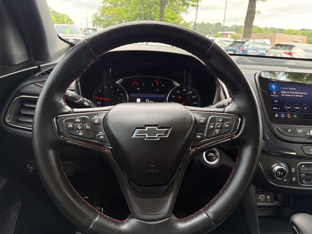 Used 2023 Chevrolet Equinox RS w/ RS Leather Package FWD image 19