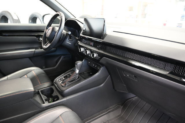 Used 2026 Honda CR-V Sport Touring image 13