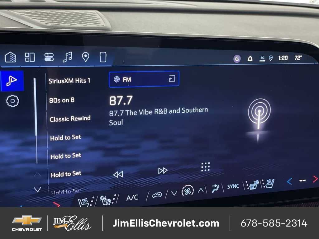 New 2026 Chevrolet Traverse RS w/ LPO, Floor Liner Package image 20