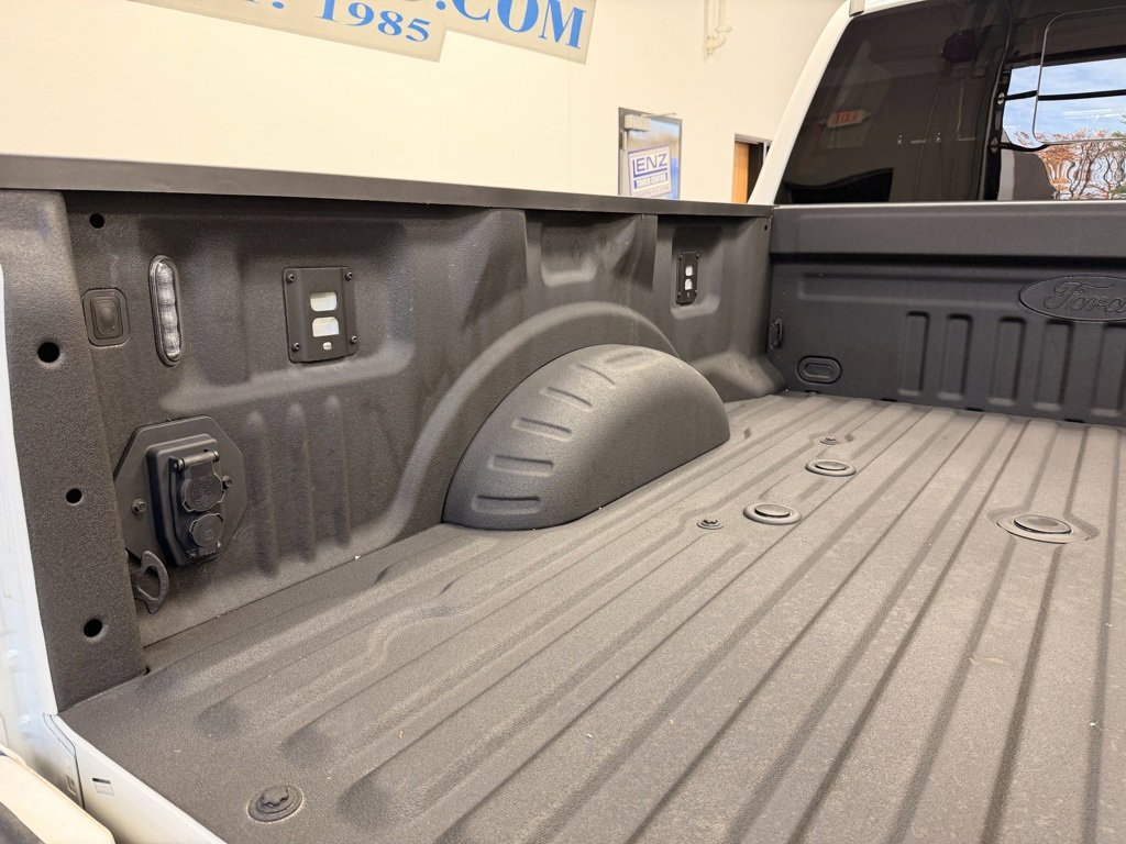 Used 2024 Ford F250 Platinum image 10