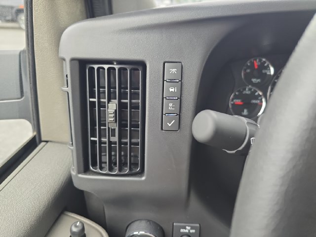 New 2026 GMC Savana 2500 w/ Driver Convenience Package RWD image 20