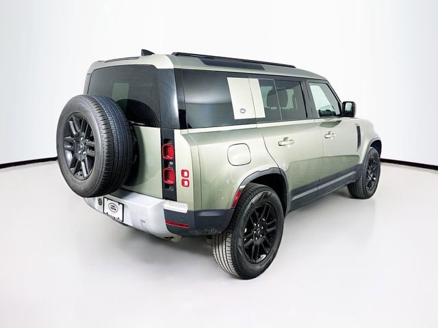 Used 2024 Land Rover Defender 110 S image 5