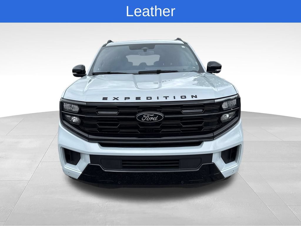Used 2025 Ford Expedition Max Platinum w/ Stealth Appearance Package AWD/4WD image 9