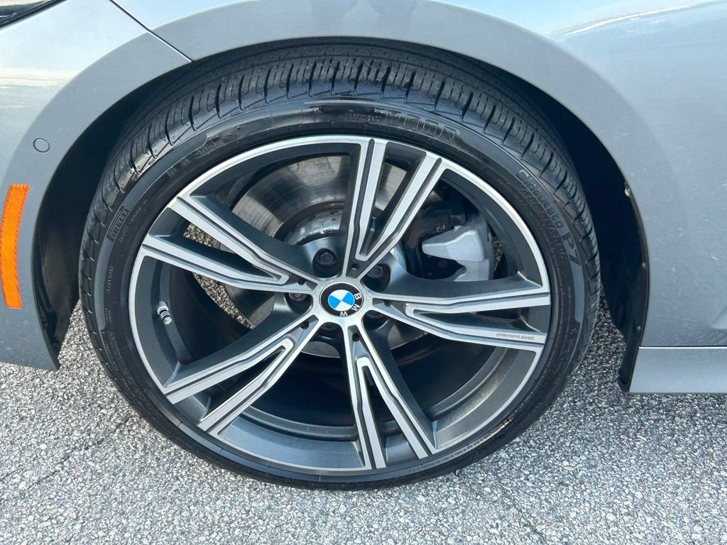 Used 2024 BMW 330i Sedan w/ Convenience Package RWD image 18