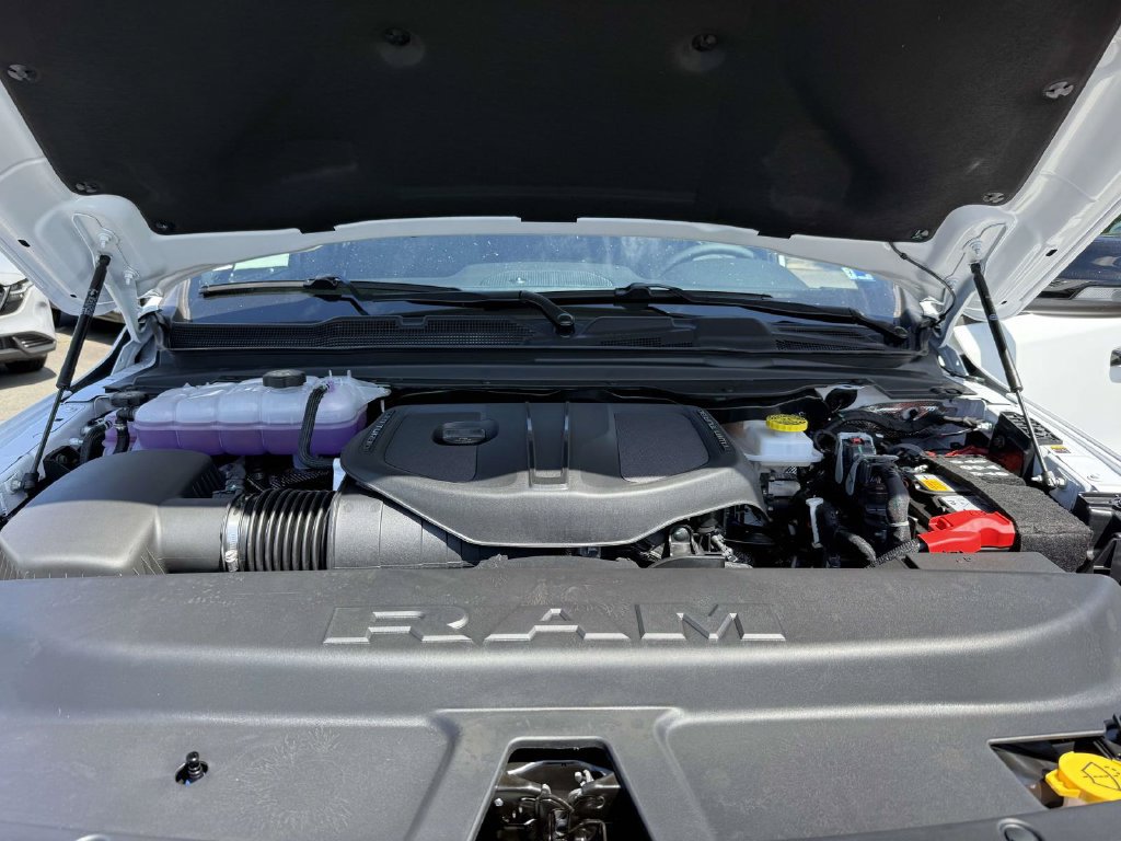 New 2026 RAM 1500 Big Horn AWD/4WD image 12