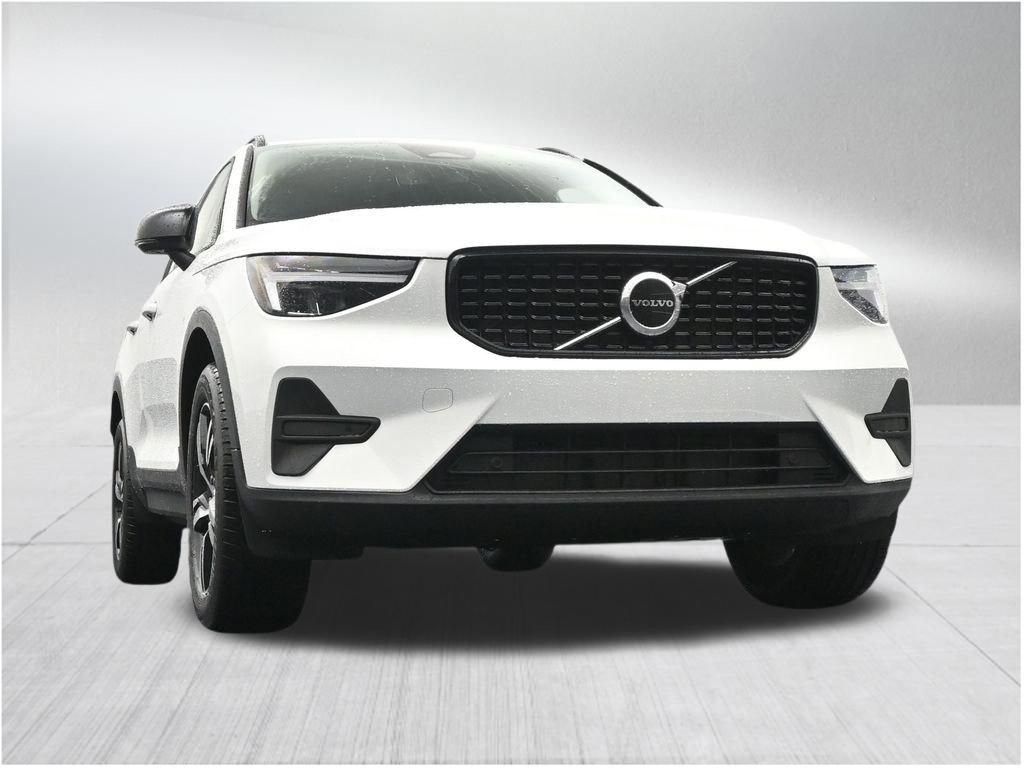 New 2026 Volvo XC40 B4 Core FWD image 27