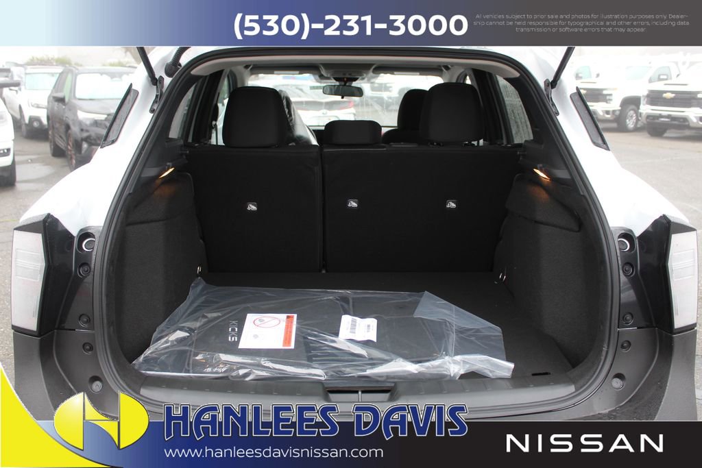 New 2026 Nissan Kicks SV w/ SV Premium Package AWD/4WD image 10