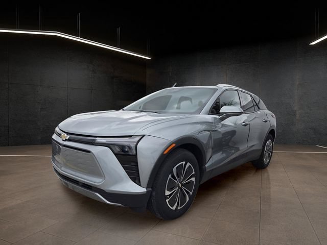 Used 2024 Chevrolet Blazer EV LT AWD/4WD image 3