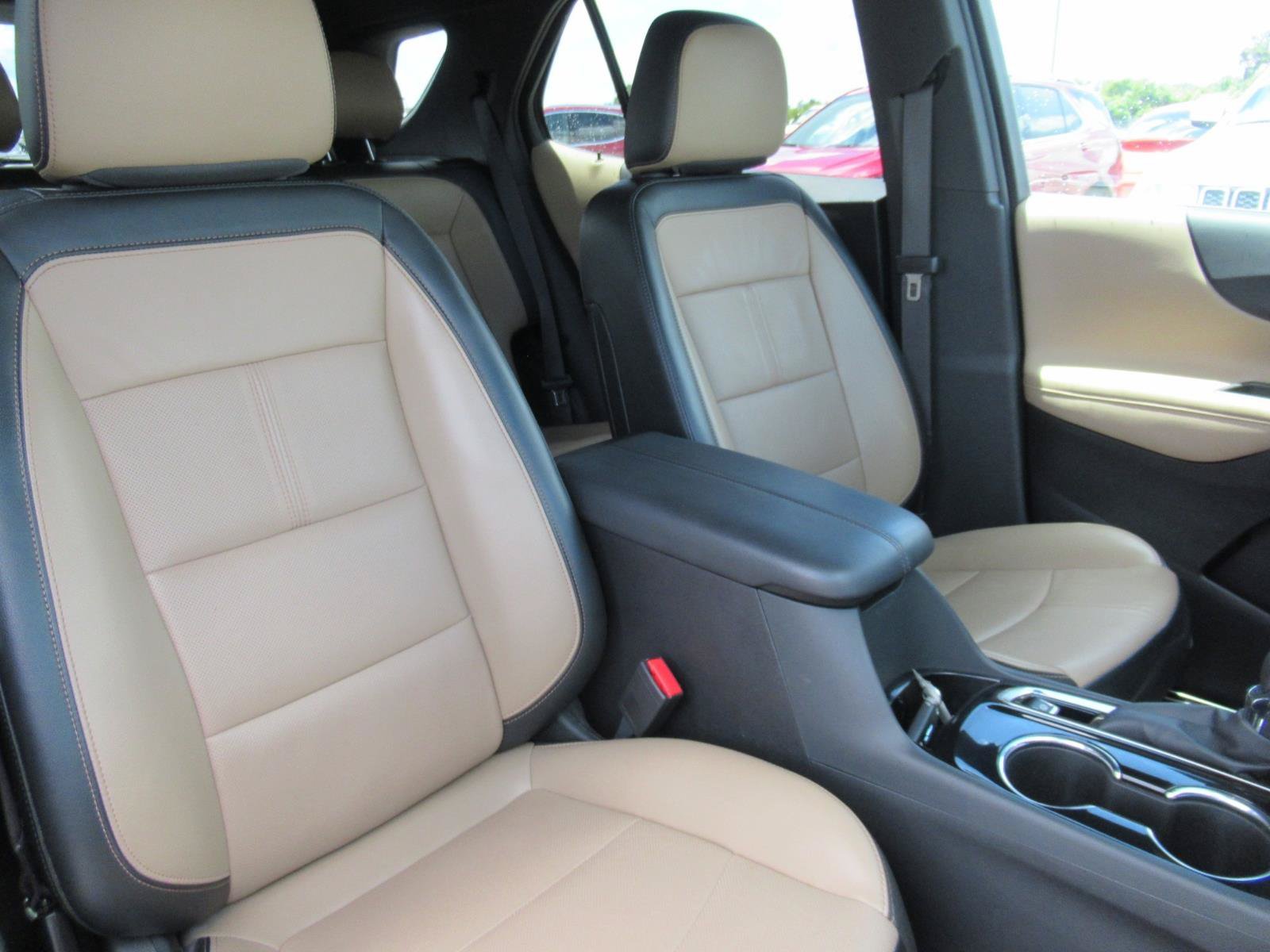 Used 2023 Chevrolet Equinox Premier FWD image 9