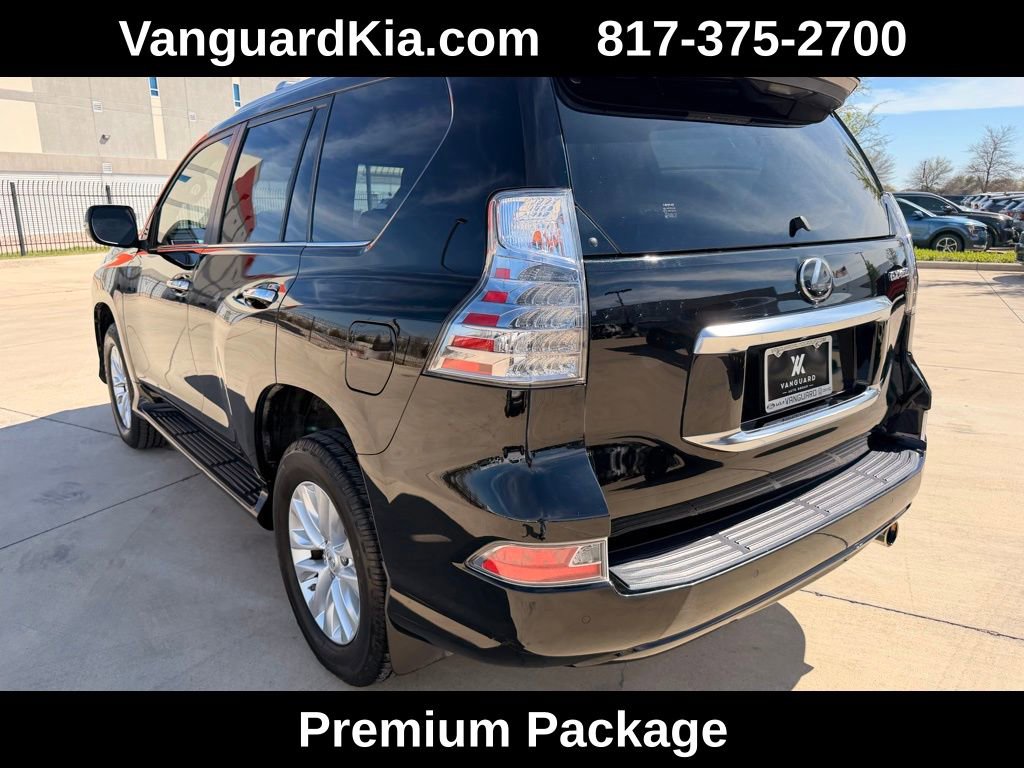 Used 2023 Lexus GX 460 Premium w/ Premium Package AWD/4WD image 2