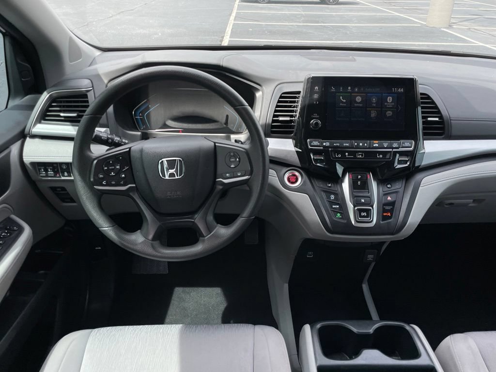 Certified 2024 Honda Odyssey EX image 11