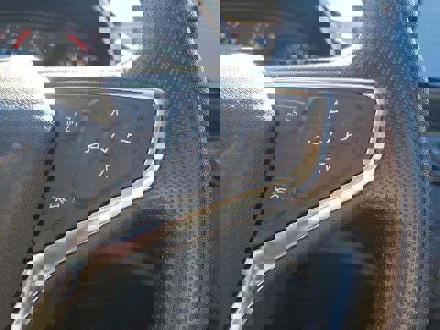 Used 2023 Chevrolet Malibu LT image 21