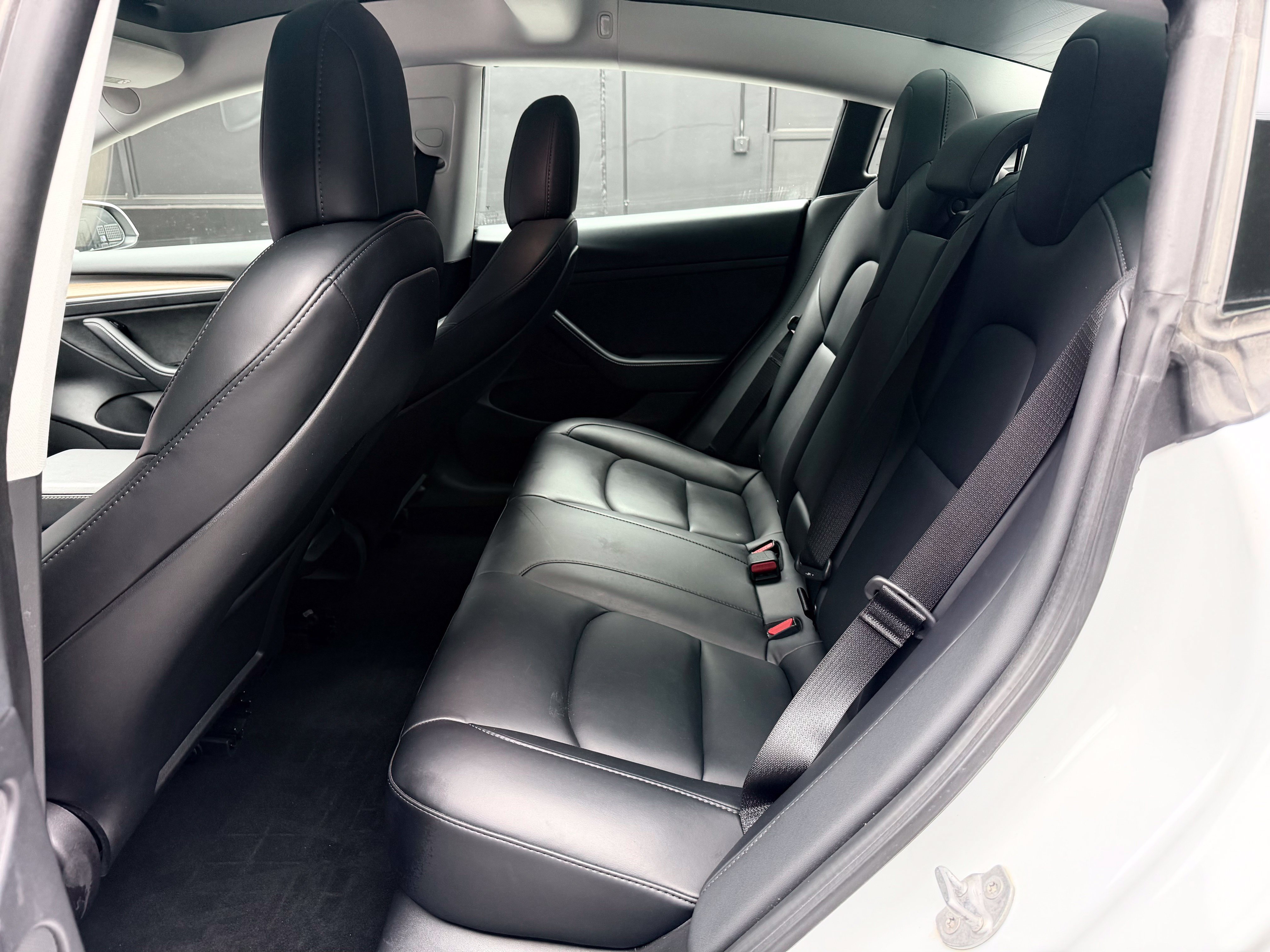 Used 2021 Tesla Model 3 Standard Range Plus RWD image 19