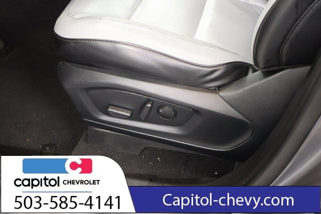 Used 2021 Ford Explorer XLT w/ Equipment Group 202A AWD/4WD image 14