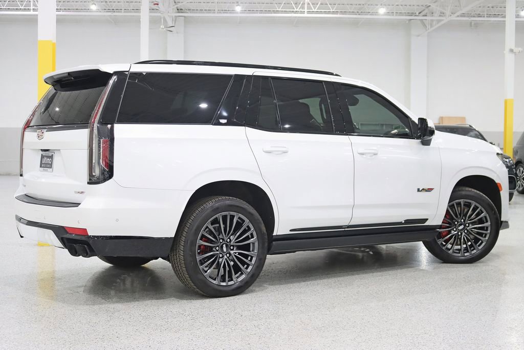 Used 2024 Cadillac Escalade V AWD/4WD image 9