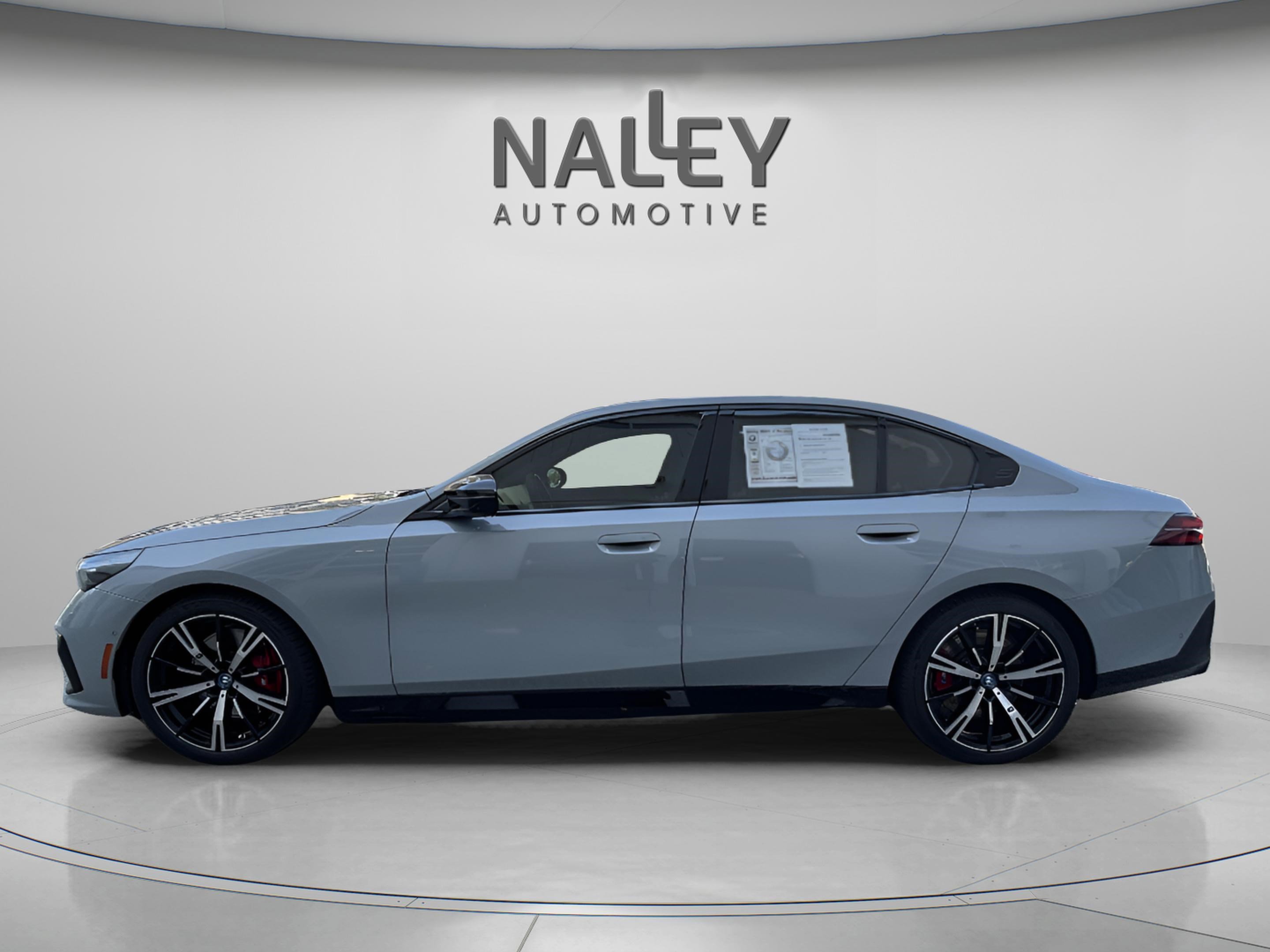 Used 2024 BMW i5 M60 w/ Premium Package image 2