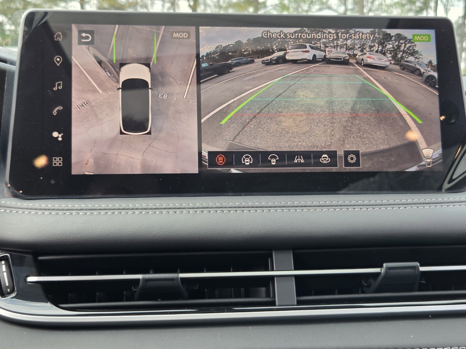 New 2026 INFINITI QX60 Luxe w/ Cargo Package image 18