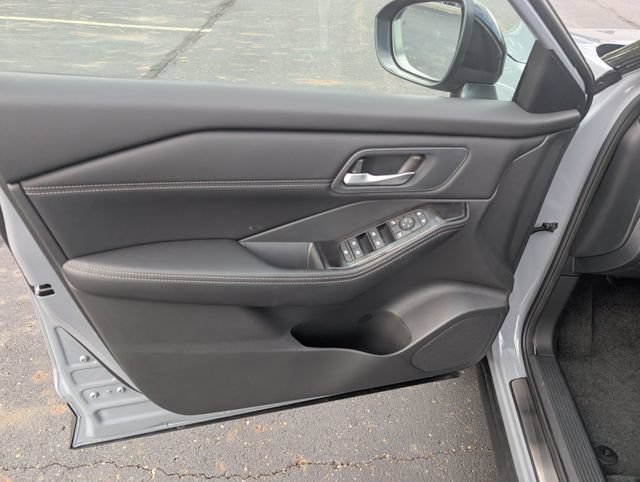 New 2026 Nissan Rogue Dark Armor AWD/4WD image 13