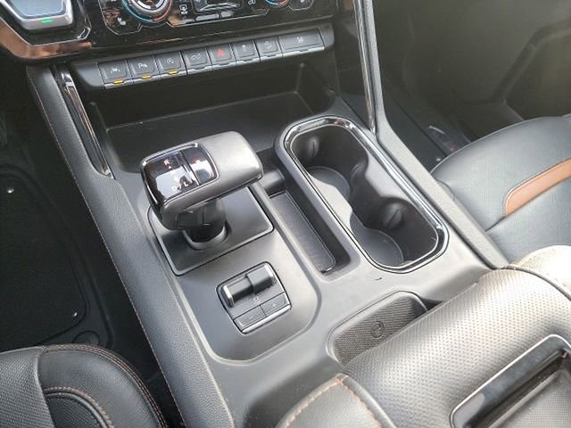 Certified 2022 GMC Sierra 1500 AT4 w/ AT4 Premium Package image 13