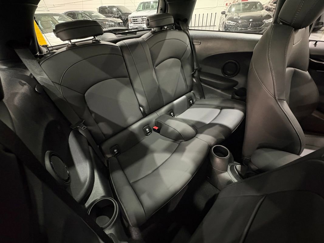 Used 2023 MINI Cooper S image 32