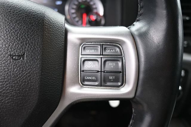 Used 2021 RAM 1500 Classic SLT w/ Electronics Convenience Group AWD/4WD image 28