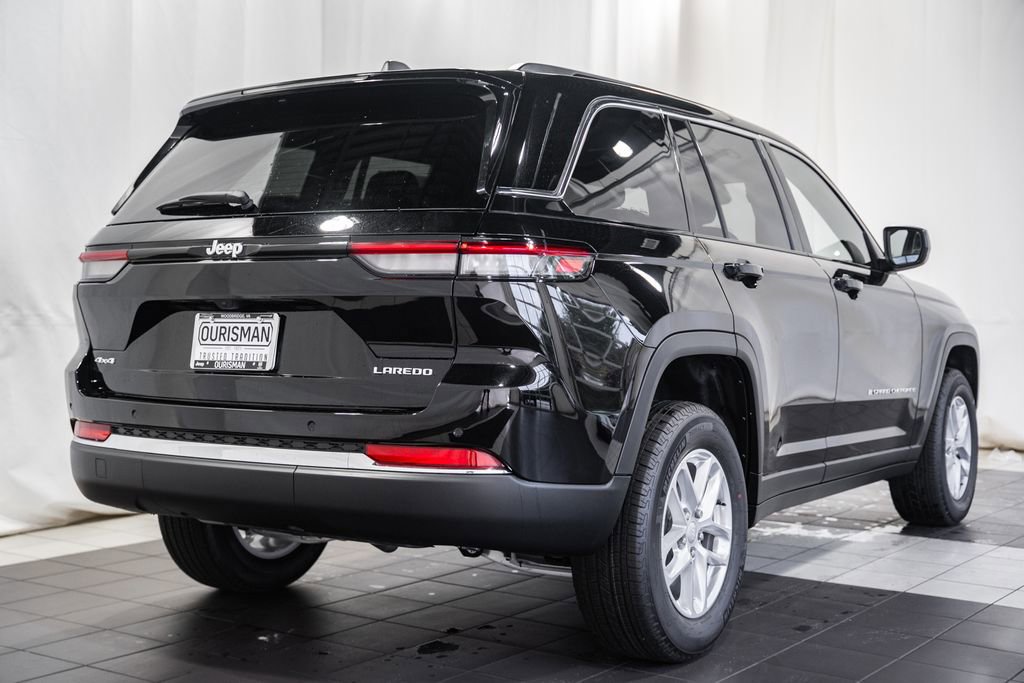 New 2025 Jeep Grand Cherokee Laredo X w/ Luxury Tech Group I image 4