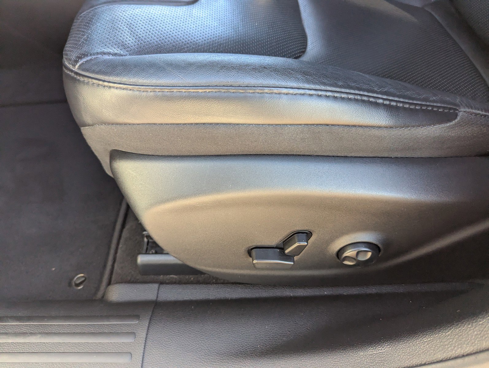 Used 2021 Jeep Cherokee Latitude Lux image 29