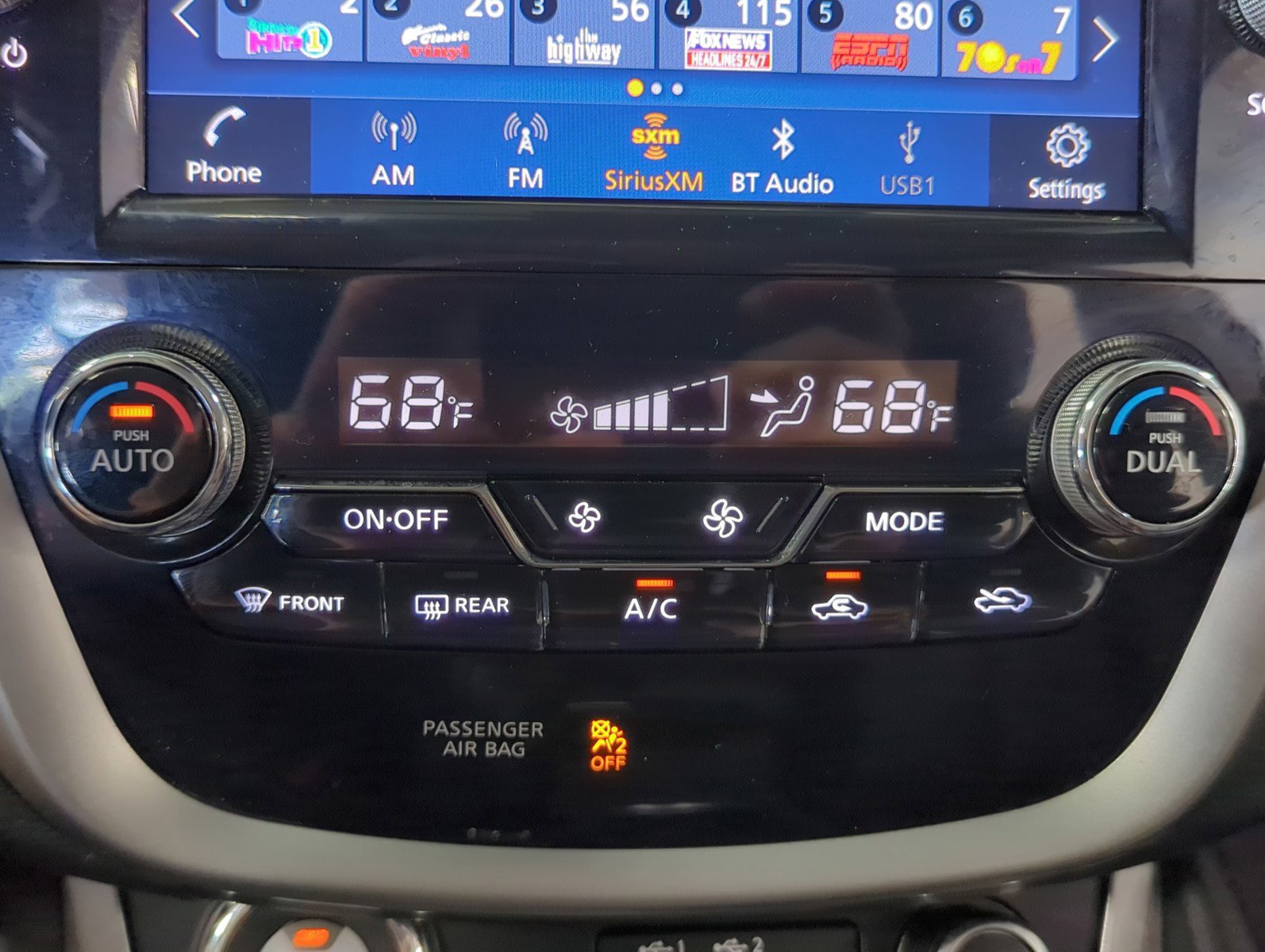 Used 2024 Nissan Murano SV image 23