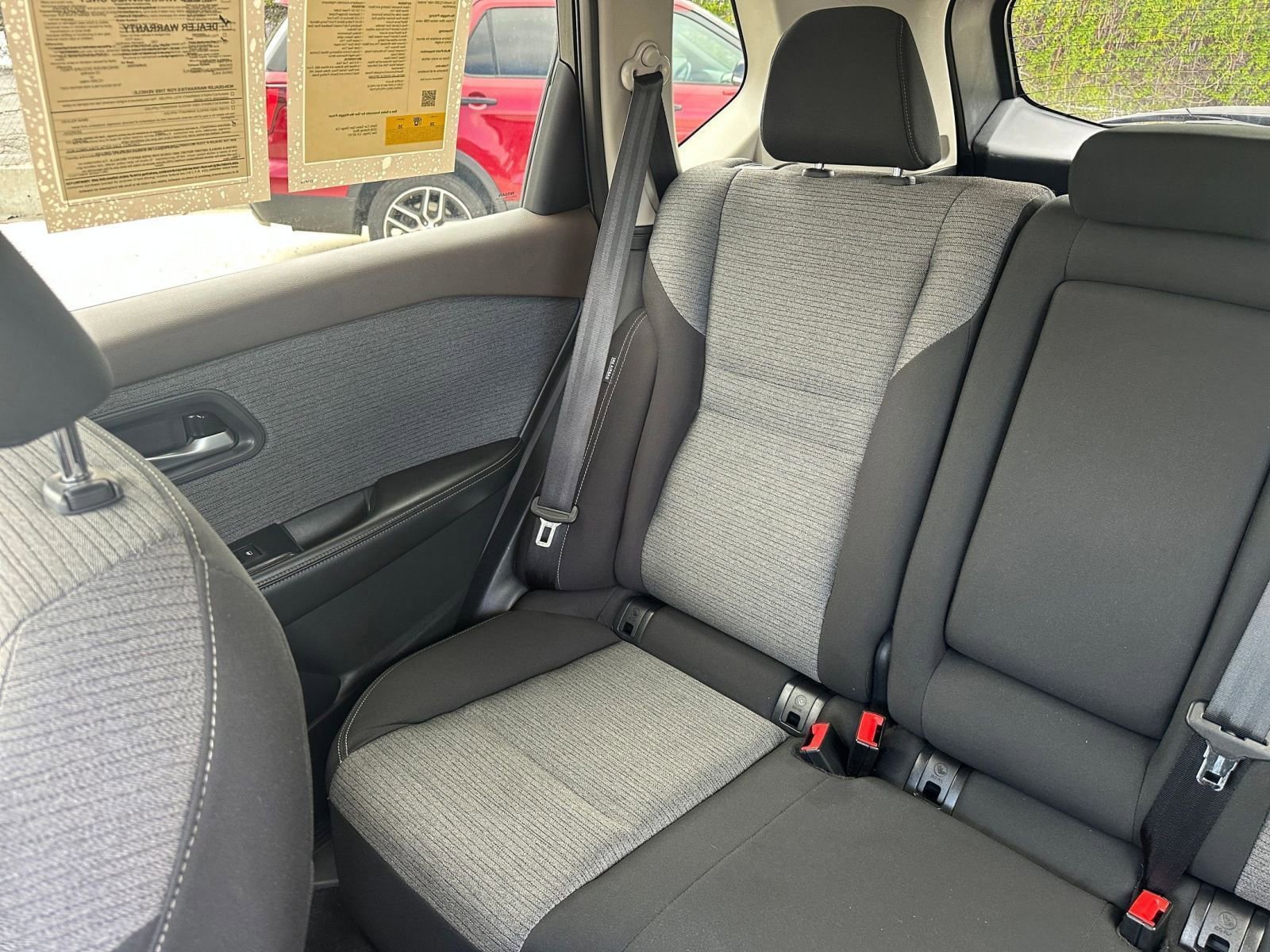 Used 2023 Nissan Rogue SV image 39