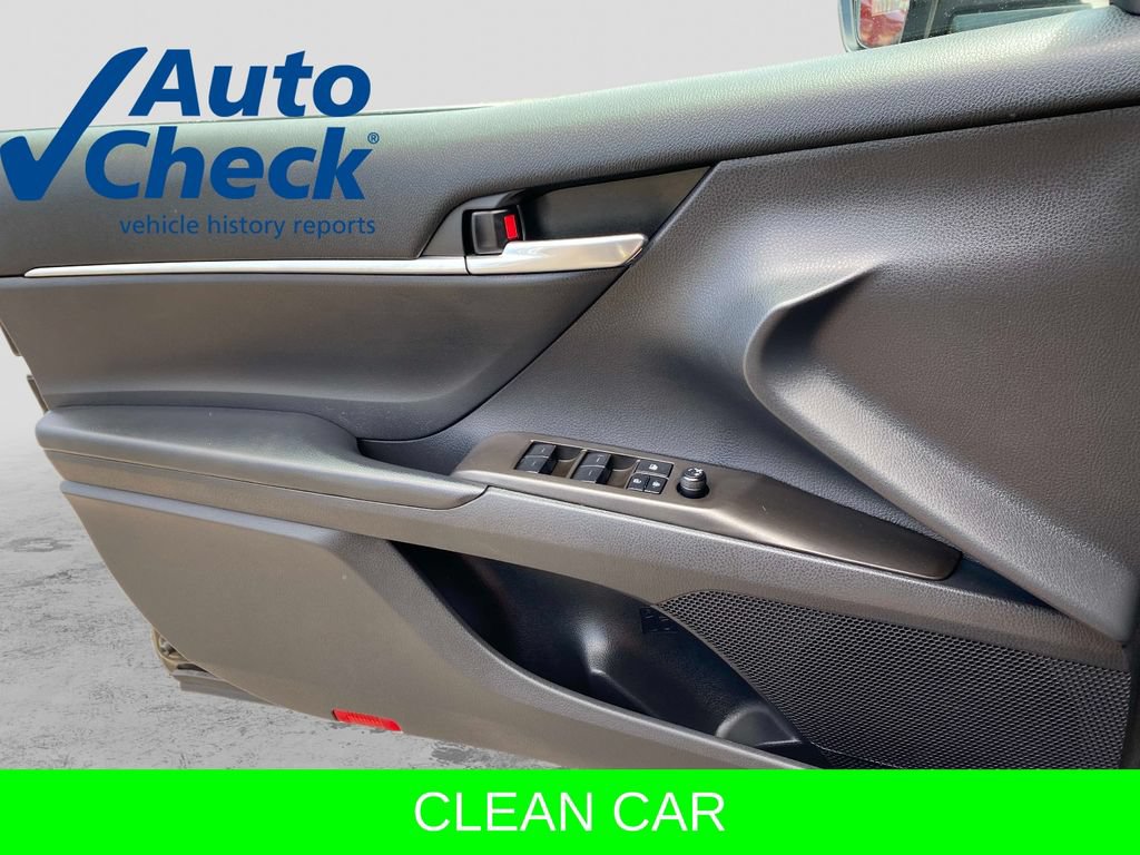Used 2022 Toyota Camry SE FWD image 20
