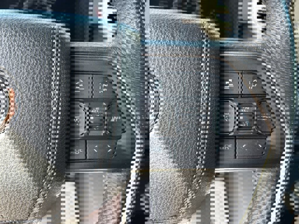 Used 2025 Toyota Tundra Limited image 8