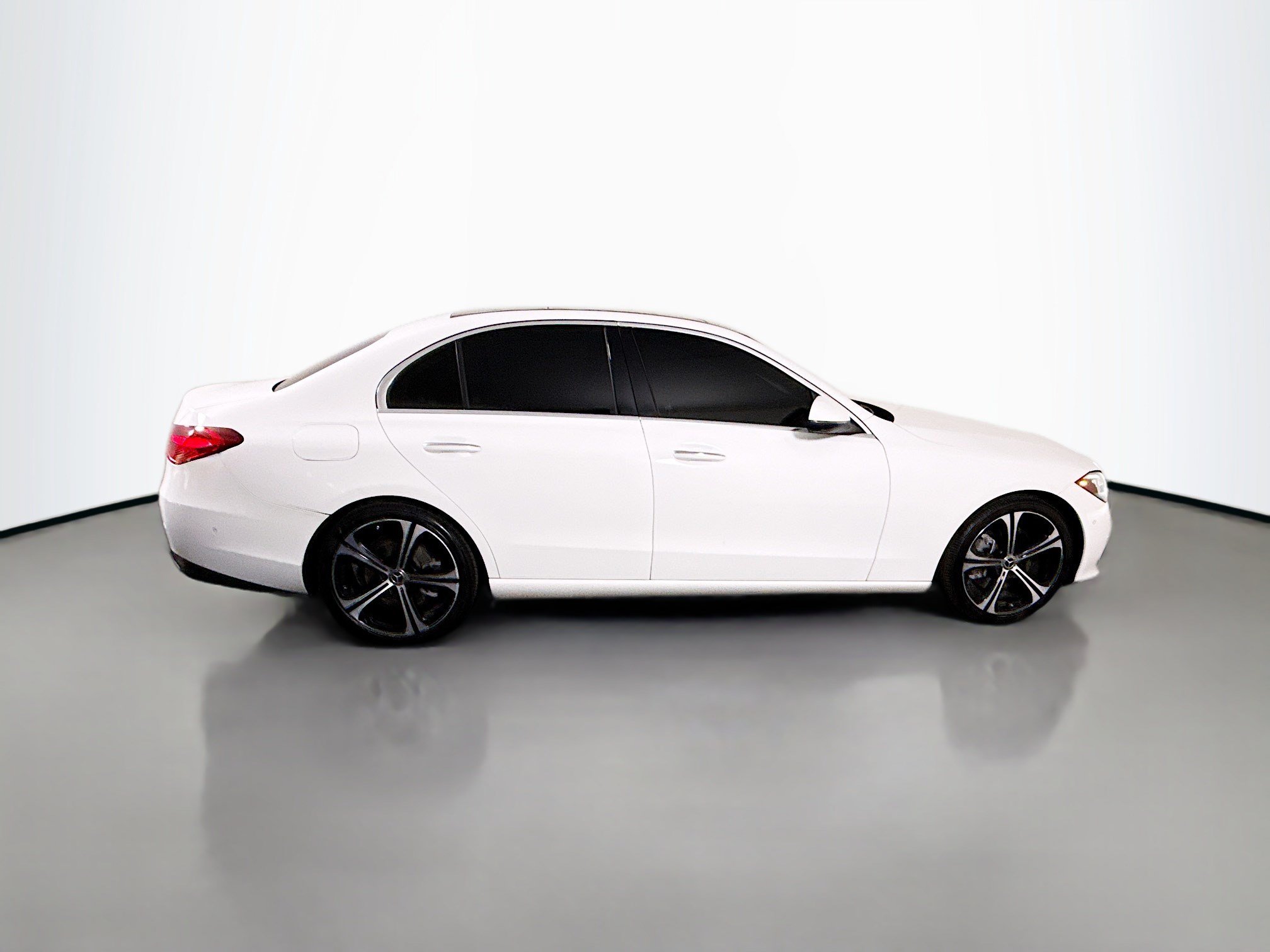 Used 2022 Mercedes-Benz C 300 Sedan w/ Exclusive Trim Package image 11