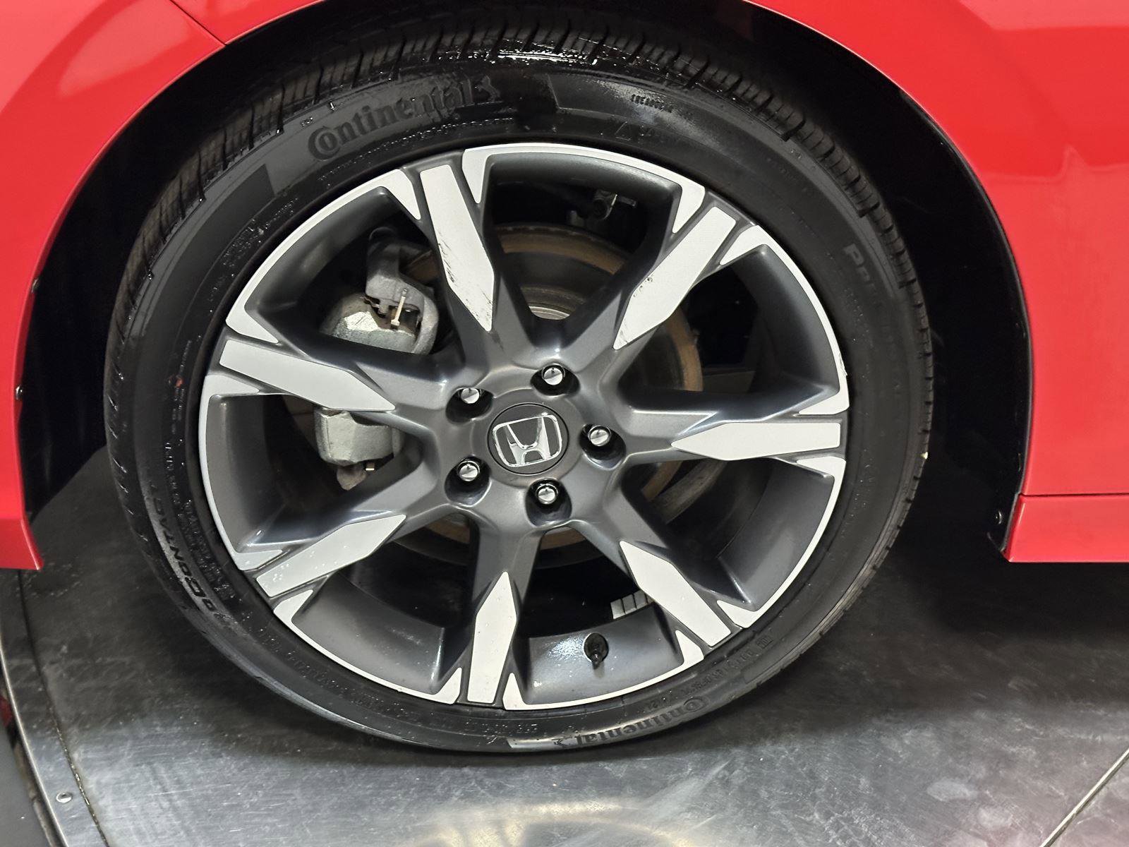Certified 2025 Honda Civic Sport Touring image 18