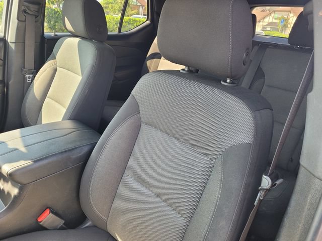 Used 2023 Chevrolet Traverse LT FWD image 13