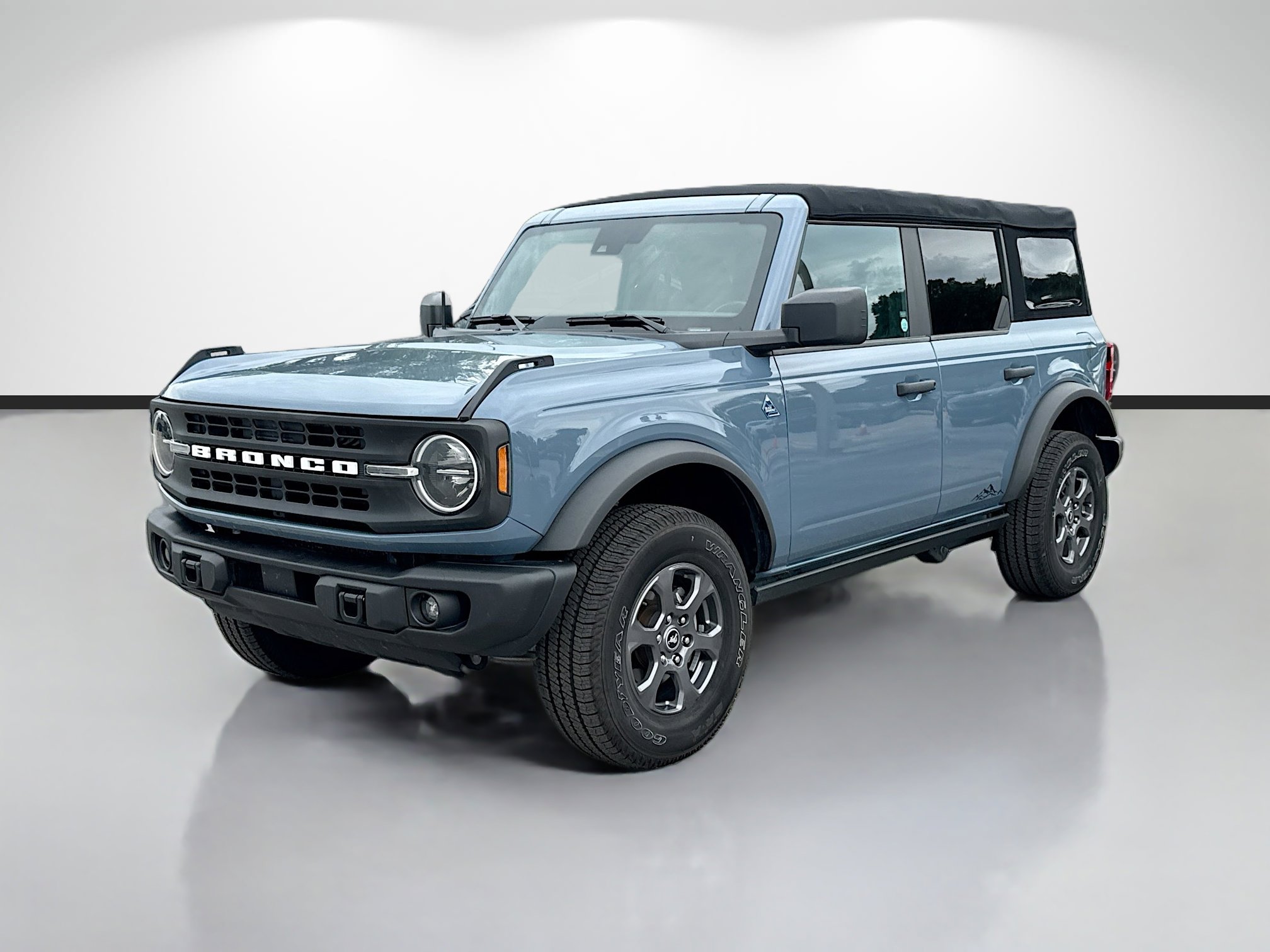 Used 2023 Ford Bronco Black Diamond AWD/4WD image 7