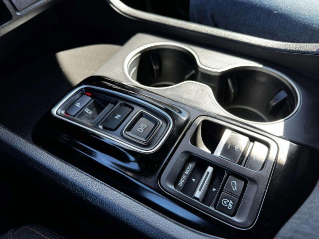 Used 2023 Honda Pilot Sport image 32