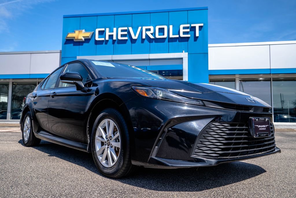 Used 2025 Toyota Camry LE w/ Convenience Package AWD/4WD image 1