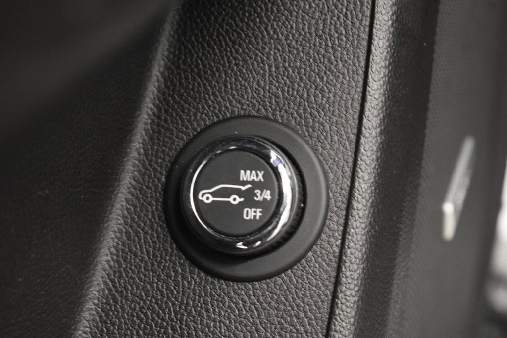 Used 2018 Chevrolet Traverse Premier w/ Redline Edition image 33