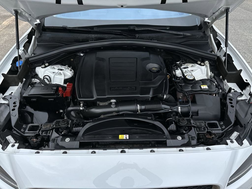 Used 2019 Jaguar F-PACE Prestige image 26