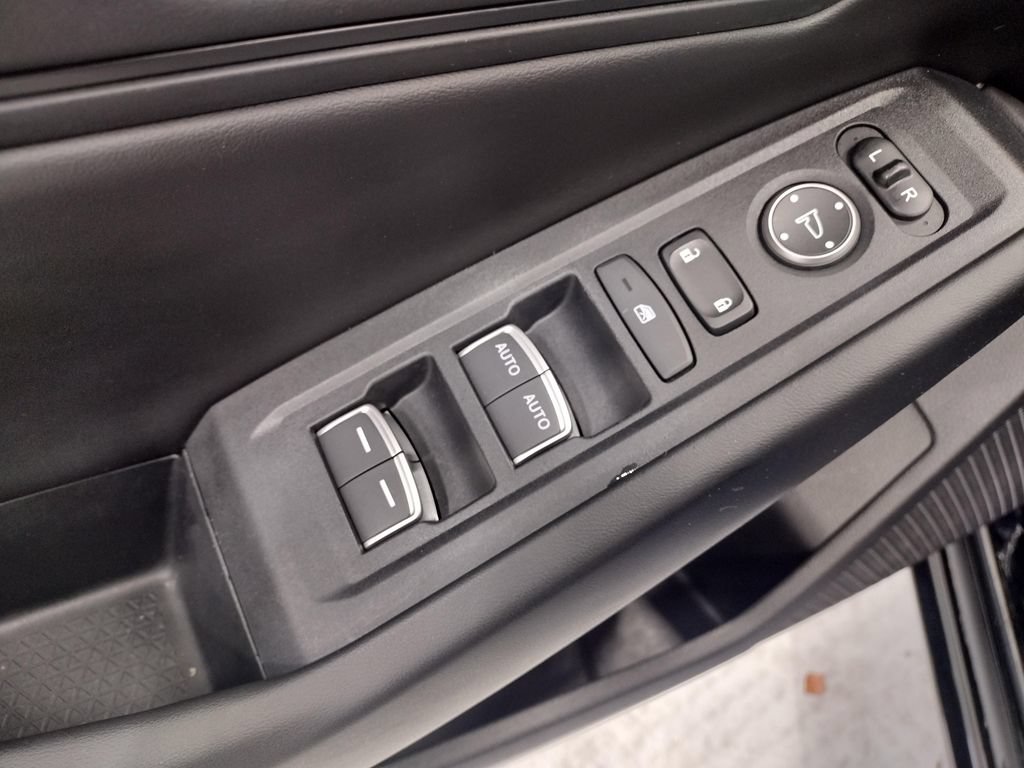 Used 2024 Honda Accord EX-L image 19