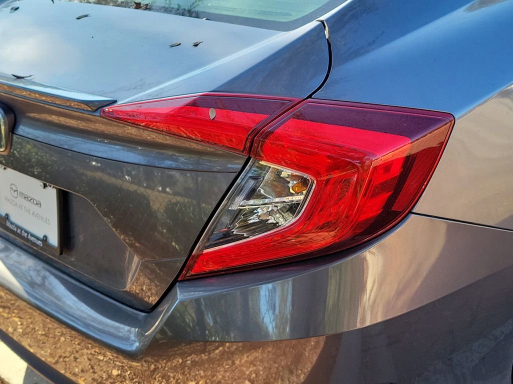 Used 2018 Honda Civic EX-T image 17