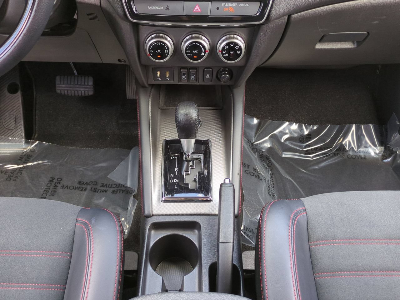 Used 2025 Mitsubishi Outlander Sport SE AWD/4WD image 19