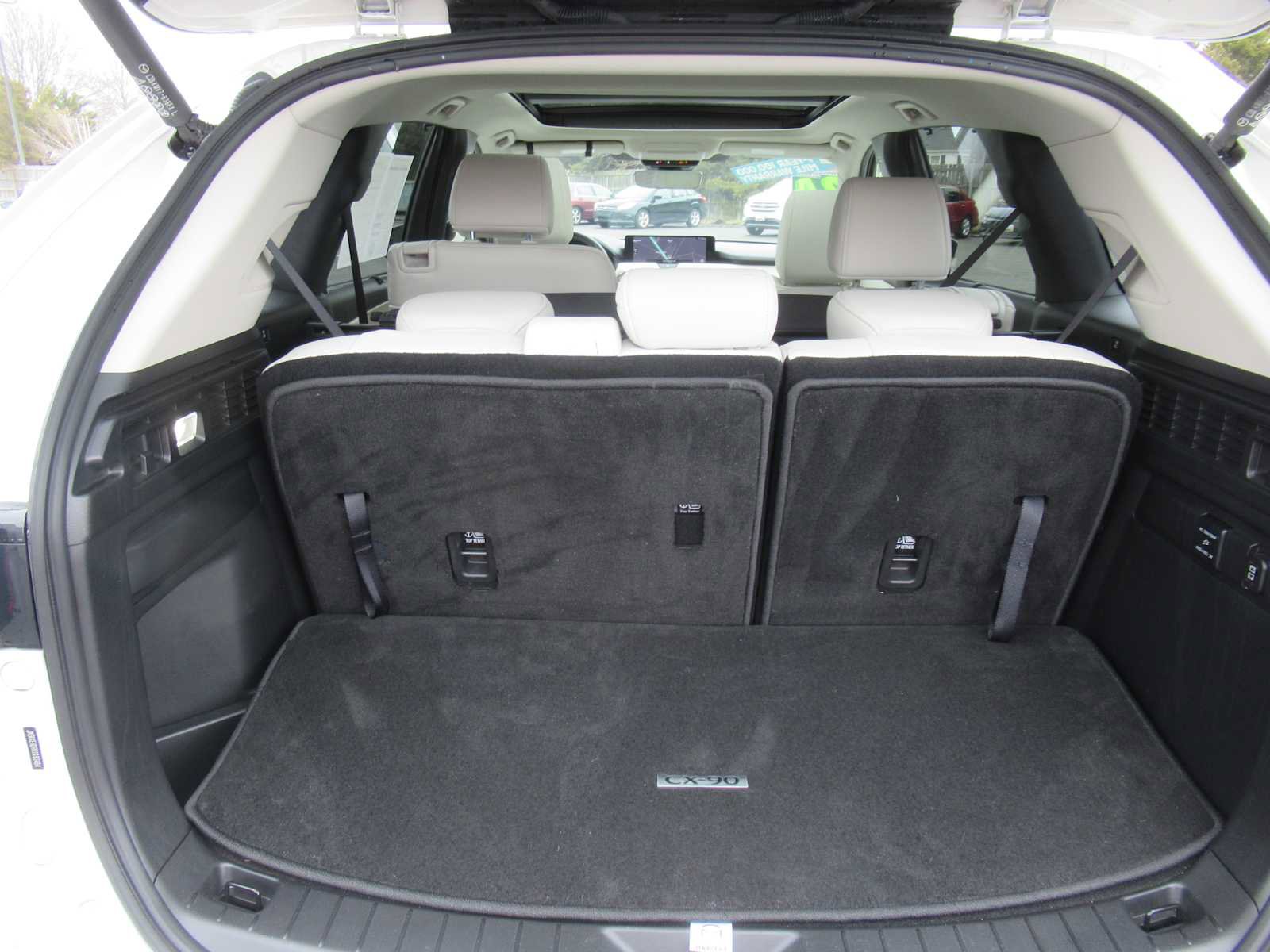 Used 2024 MAZDA CX-90 3.3 Turbo w/ Premium Plus Pkg image 21