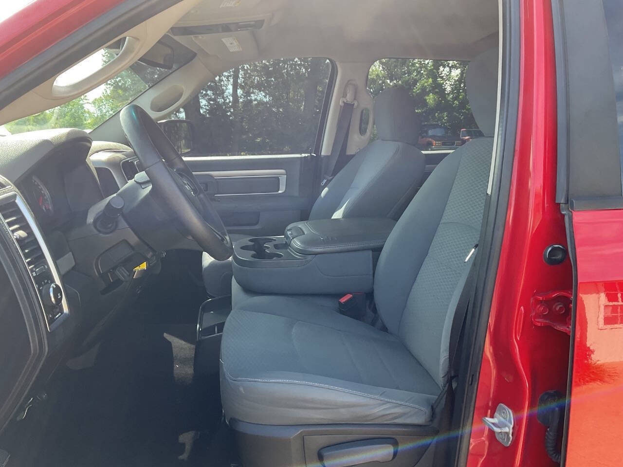 Used 2014 RAM 1500 Outdoorsman AWD/4WD image 11