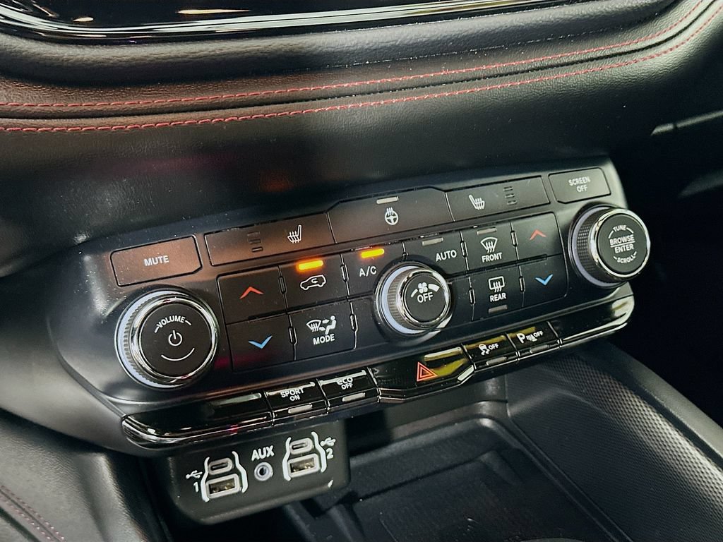 Certified 2023 Dodge Durango R/T w/ Blacktop Package AWD/4WD image 26