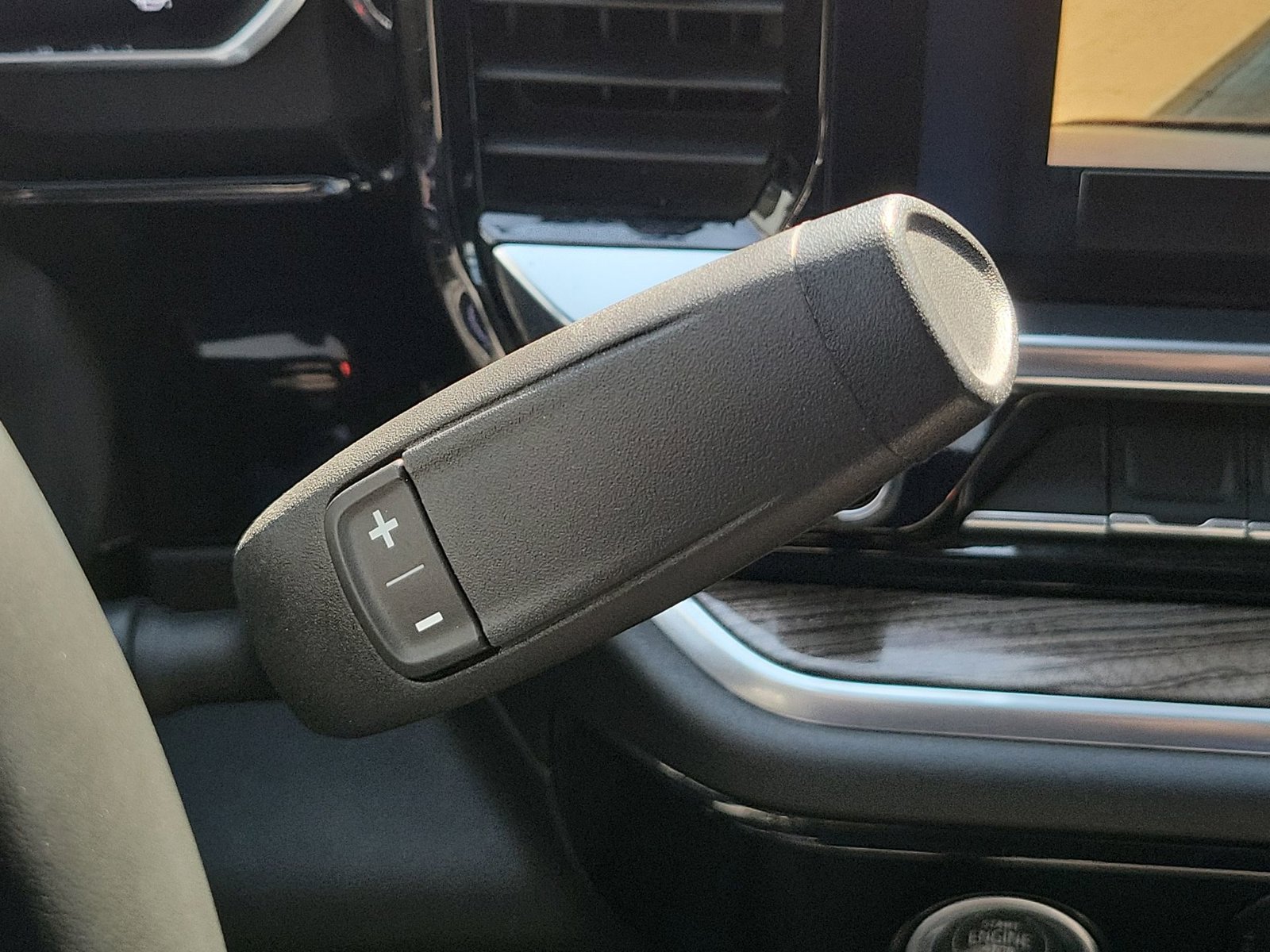Used 2023 Chevrolet Silverado 1500 LT RWD image 15