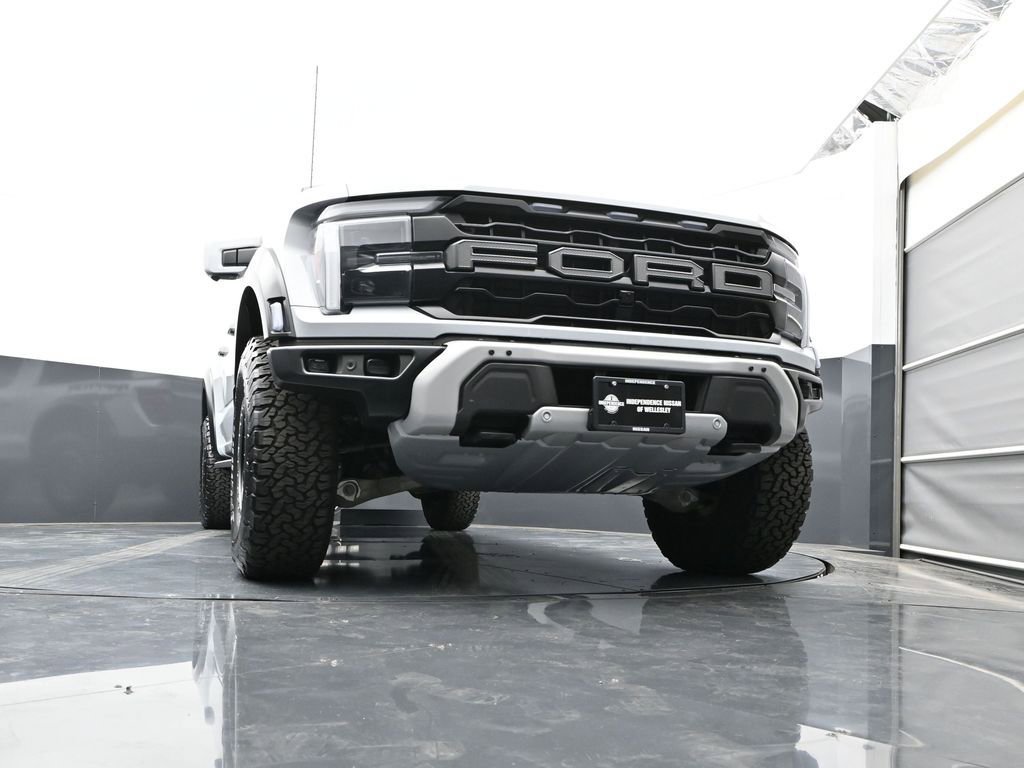 Used 2025 Ford F150 Raptor AWD/4WD image 31