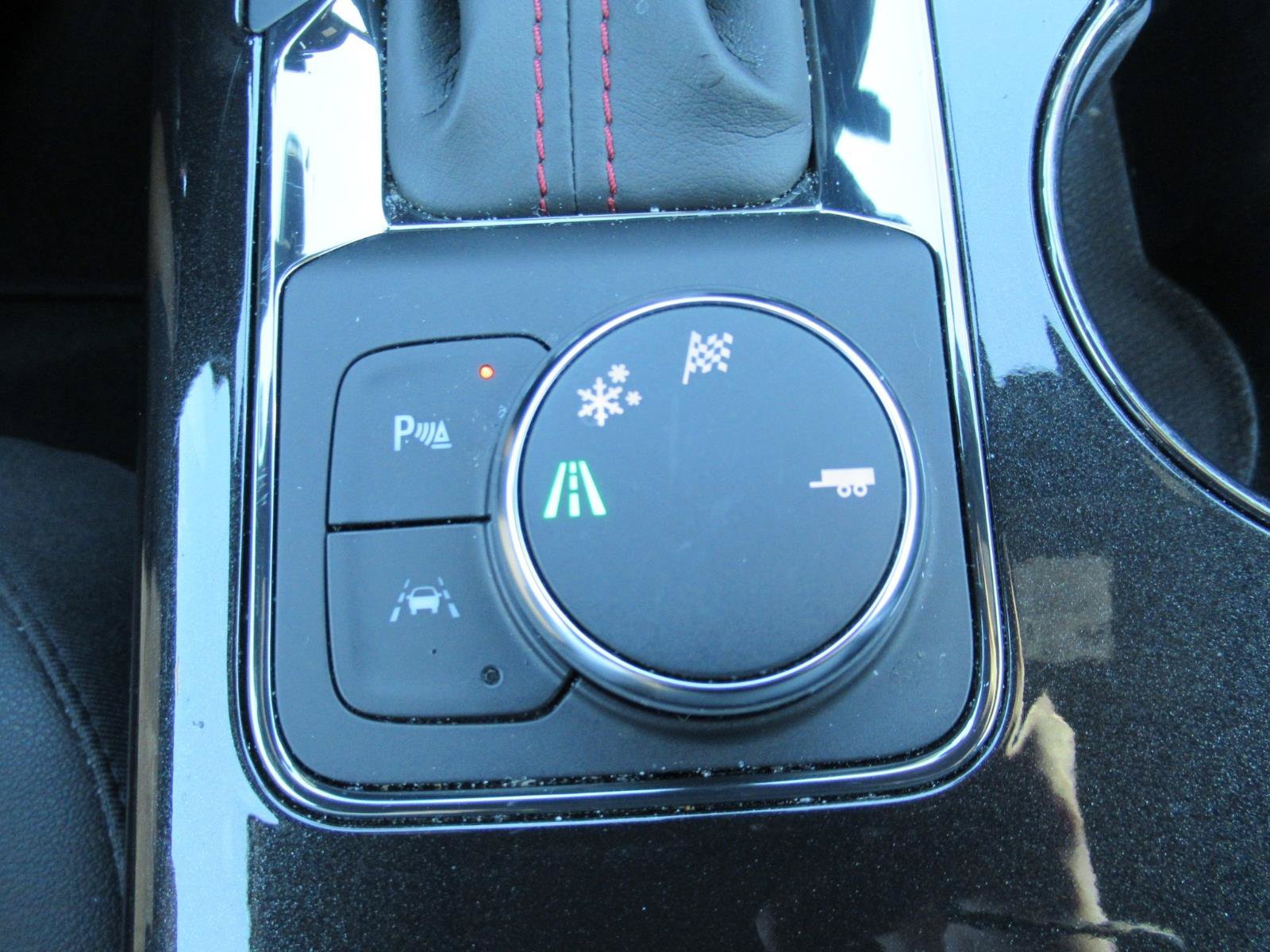 Used 2023 Chevrolet Blazer RS w/ Driver Confidence II Package FWD image 24